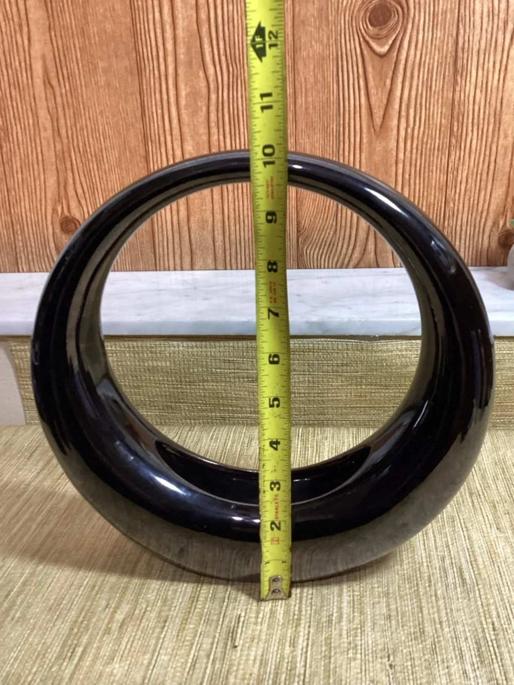 Dolbi Cashier sculptural circular